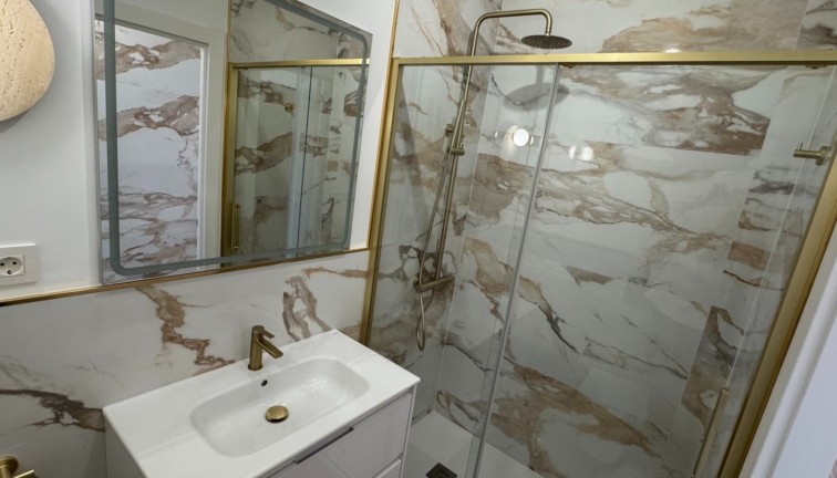 Jälleenmyynti - Asunto - Orihuela Costa - Punta Prima