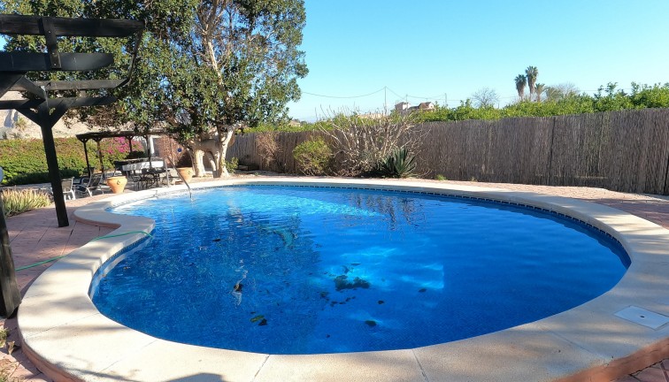 Reventa - Chalet - Orihuela