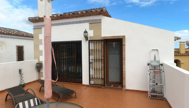 Jälleenmyynti - Erillistalo - Algorfa - La Finca Golf