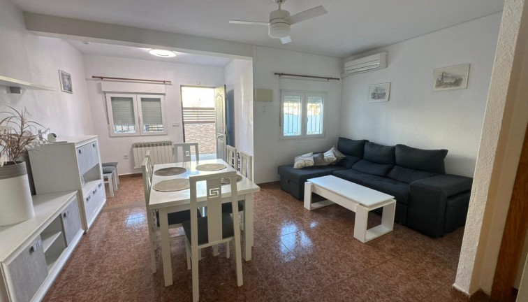 Jälleenmyynti - Bungalow - Torrevieja - Torretas