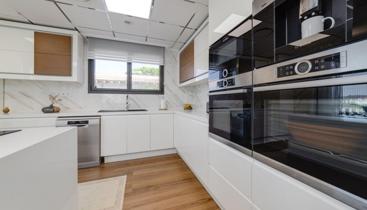 Jälleenmyynti - Erillistalo - Torrevieja - Los Balcones