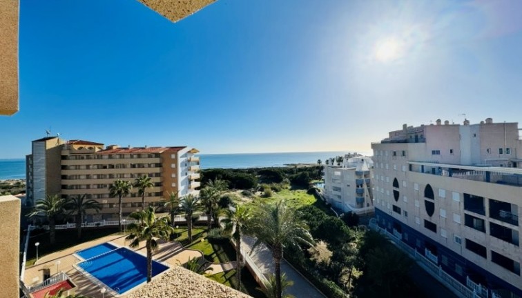 Jälleenmyynti - Asunto - Ylimmän kerroksen asunto - La Mata - LA MATA