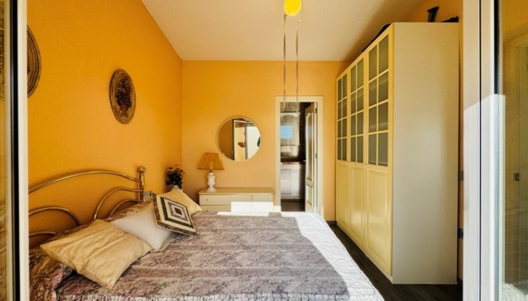 Jälleenmyynti - Asunto - Ylimmän kerroksen asunto - La Mata - LA MATA