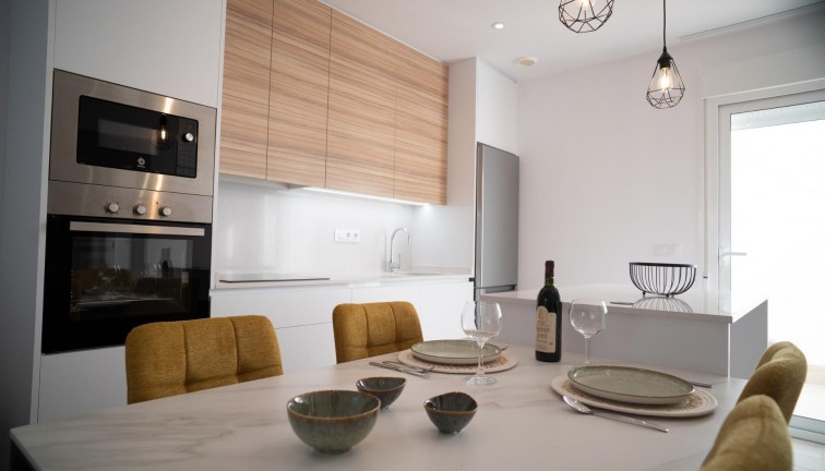 Uudistuotanto - Paritalo/Rivitalo - San Javier