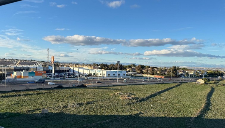 Jälleenmyynti - Asunto - Torrevieja - Punta Prima