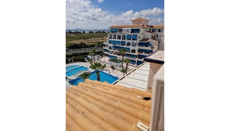 Jälleenmyynti - Yksiö - Torrevieja - LA MATA