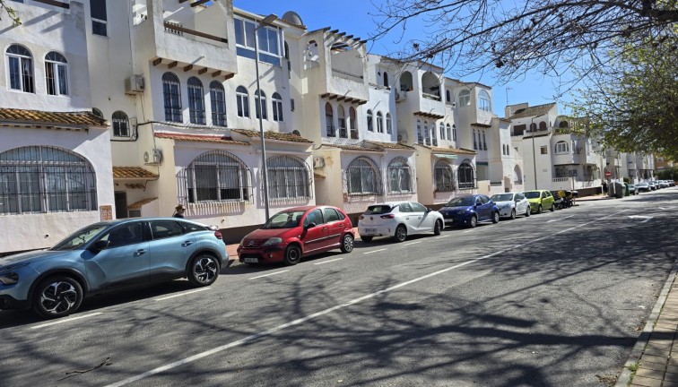 Pitkäaikainen vuokraus - Asunto - Torrevieja - Acequion