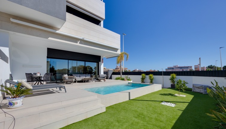 Återförsäljning - Bungalow - Pilar de la Horadada