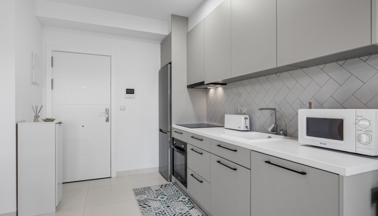 Reventa - Apartamento / piso - San Miguel de Salinas