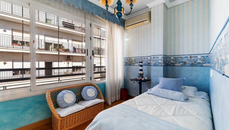 Resale - Apartment - Torrevieja