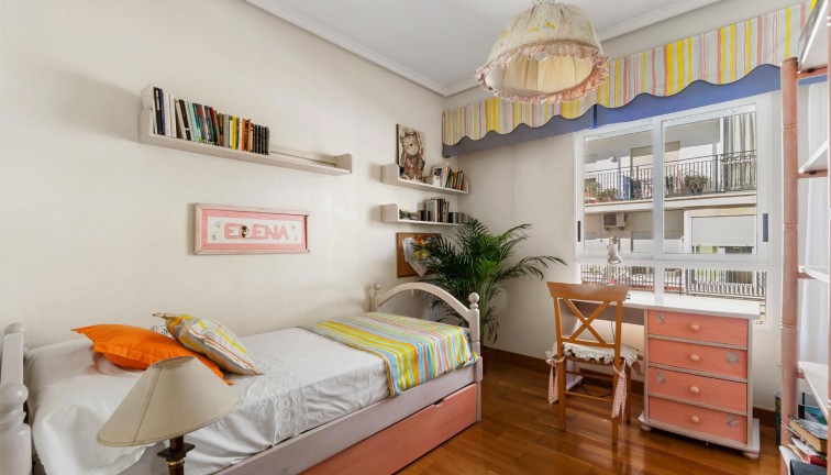 Resale - Apartment - Torrevieja