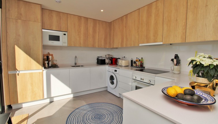 Resale - Apartment - Villamartín