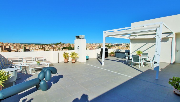 Resale - Apartment - Villamartín