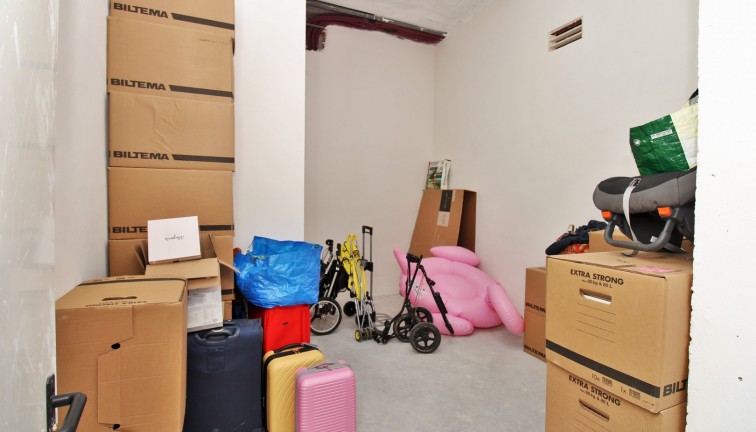 Resale - Apartment - Villamartín