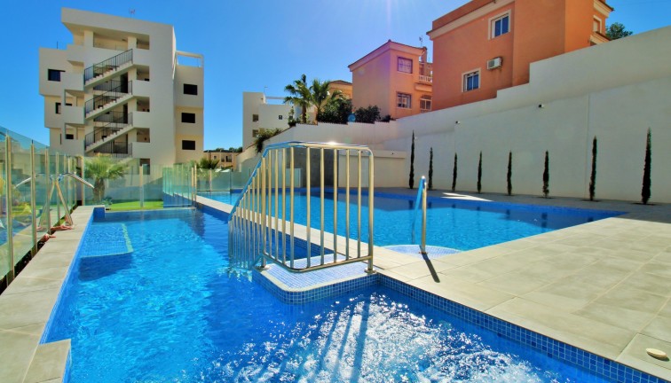 Resale - Apartment - Villamartín