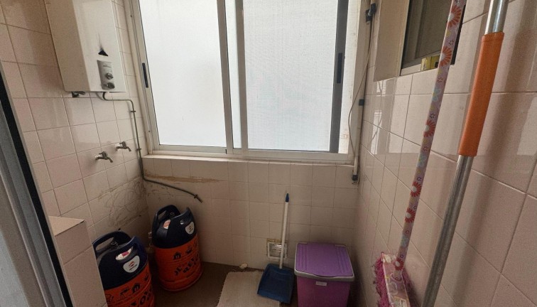 Jälleenmyynti - Asunto - Torrevieja - Acequion