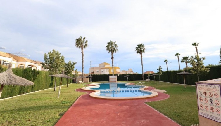 Jälleenmyynti - Paritalo/Rivitalo - Torrevieja - El limonar