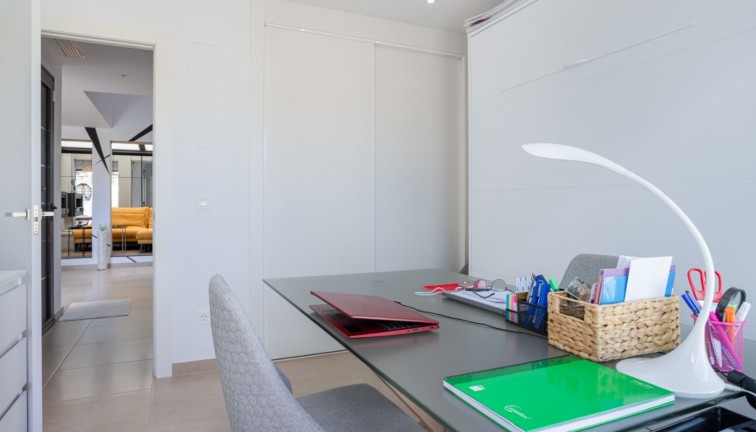 Jälleenmyynti - Paritalo/Rivitalo - Benijofar