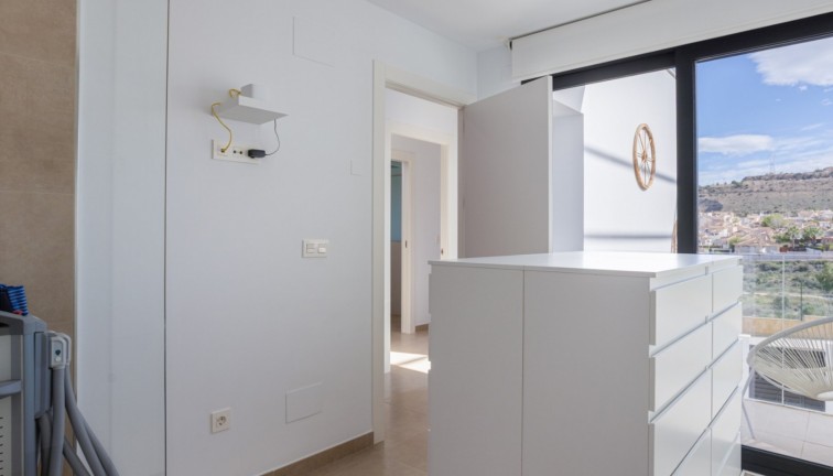 Jälleenmyynti - Paritalo/Rivitalo - Benijofar