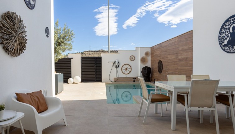 Jälleenmyynti - Paritalo/Rivitalo - Benijofar