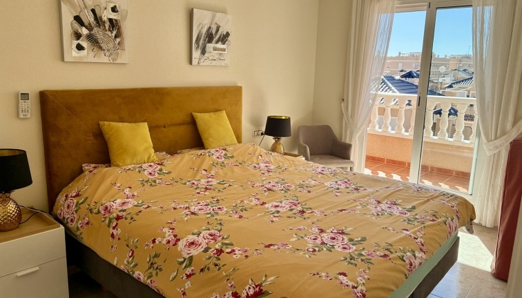 Jälleenmyynti - Asunto - Ylimmän kerroksen asunto - Orihuela Costa - Los Dolses