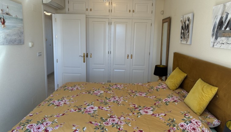 Jälleenmyynti - Asunto - Ylimmän kerroksen asunto - Orihuela Costa - Los Dolses