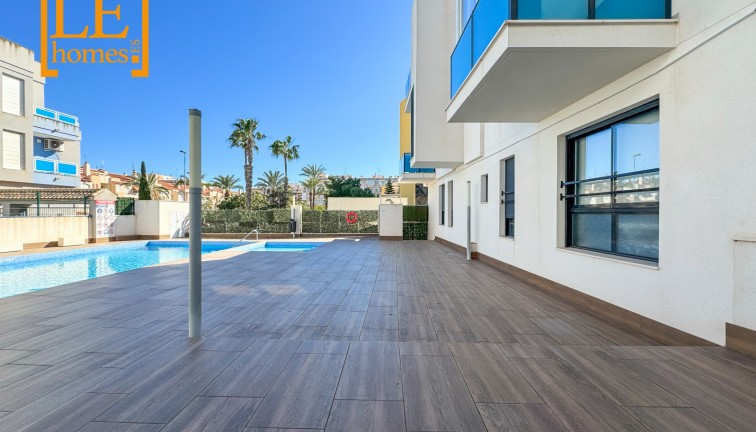 Resale - Apartment - Torrevieja