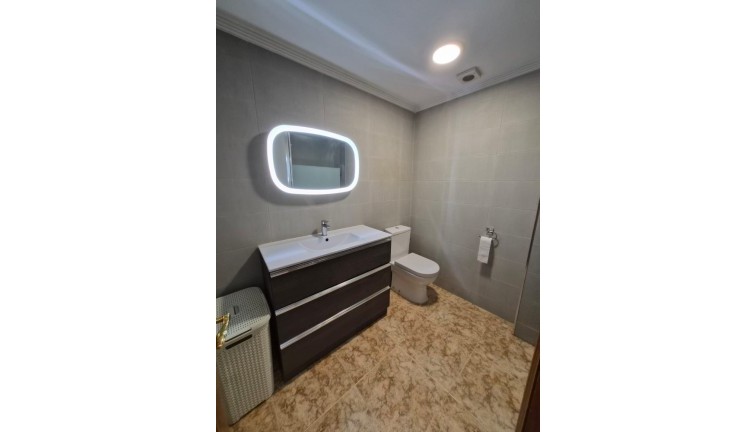 Jälleenmyynti - Asunto - Orihuela Costa - Punta Prima