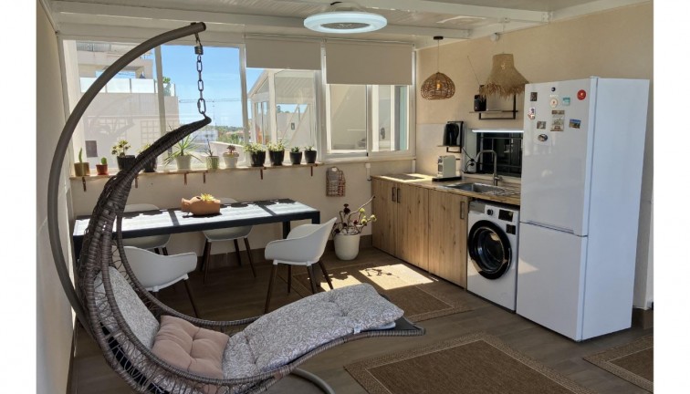 Jälleenmyynti - Bungalow - San Miguel de Salinas