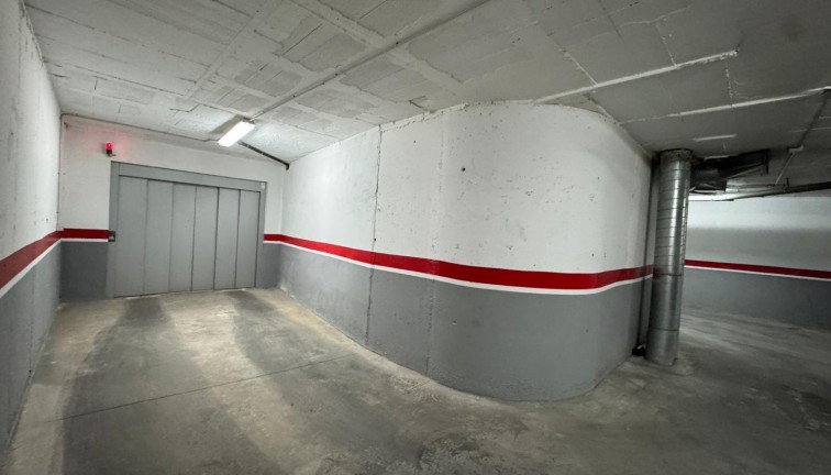 Resale - Garage - Torrevieja