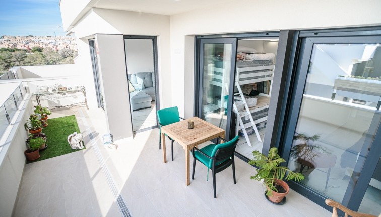 Reventa - Apartamento - Apartamento en el último piso - Orihuela Costa