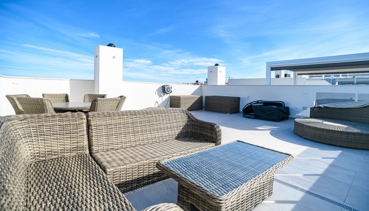 Reventa - Apartamento - Apartamento en el último piso - Orihuela Costa