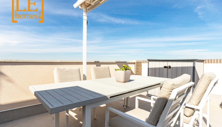 Jälleenmyynti - Asunto - Ylimmän kerroksen asunto - Torrevieja - Nueva Torrevieja