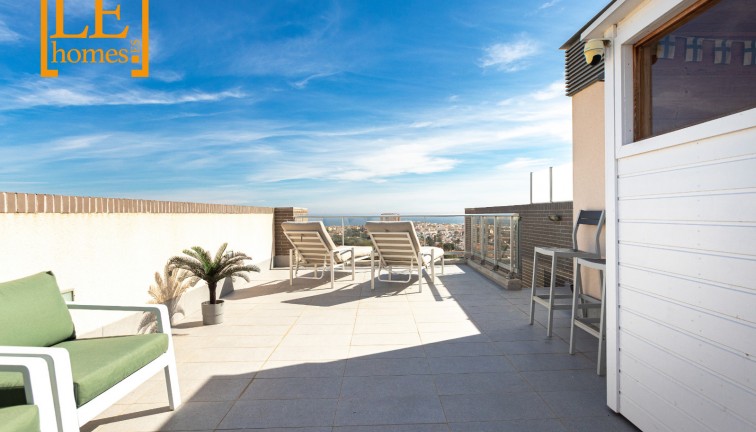 Jälleenmyynti - Asunto - Ylimmän kerroksen asunto - Torrevieja - Nueva Torrevieja