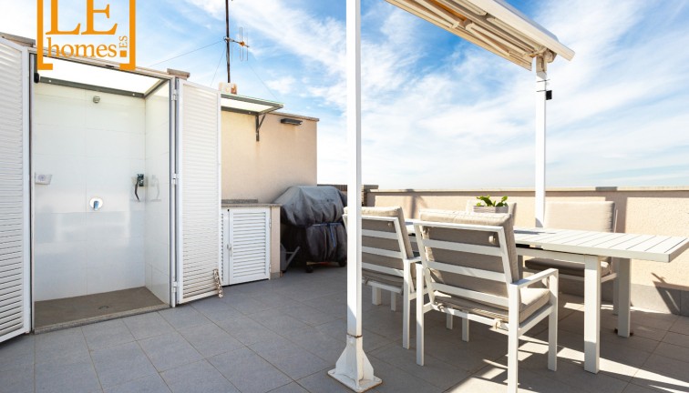 Jälleenmyynti - Asunto - Ylimmän kerroksen asunto - Torrevieja - Nueva Torrevieja