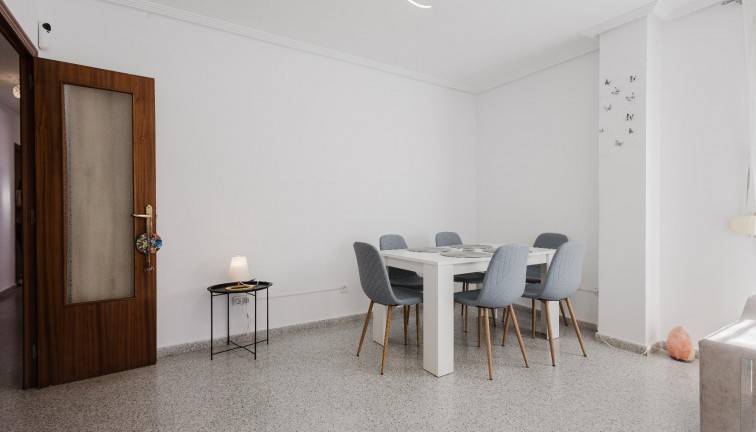 Reventa - Apartamento / piso - San Miguel de Salinas