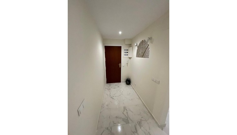 Resale - Apartment - Torrevieja