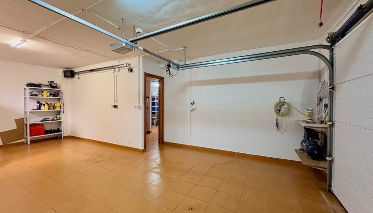 Jälleenmyynti - Erillistalo - Orihuela Costa - Villamartín