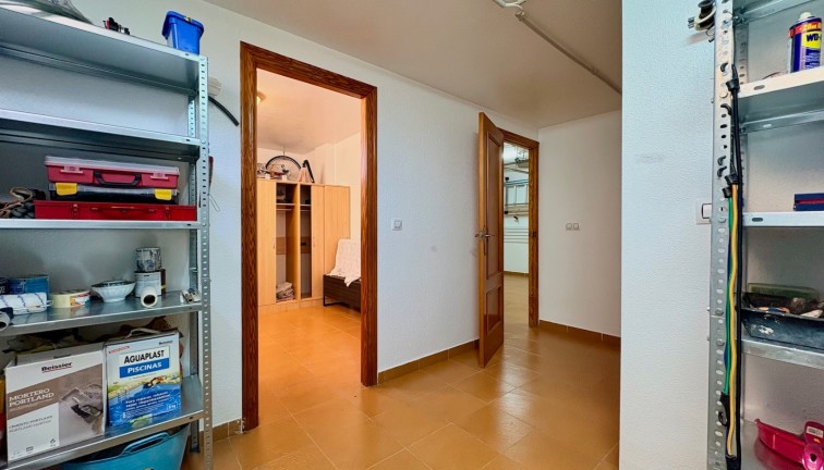 Jälleenmyynti - Erillistalo - Orihuela Costa - Villamartín