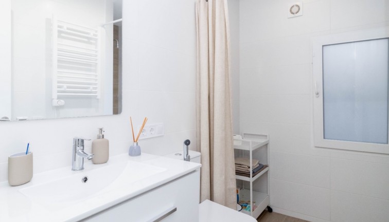 Jälleenmyynti - Paritalo/Rivitalo - Orihuela Costa - La Zenia