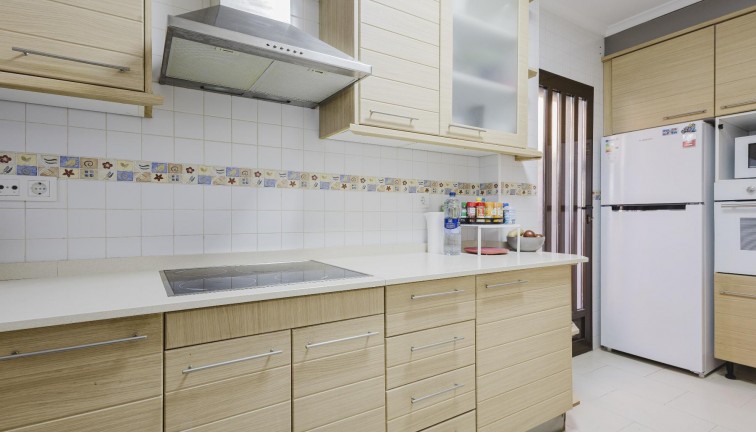 Jälleenmyynti - Erillistalo - Torrevieja - Aguas Nuevas