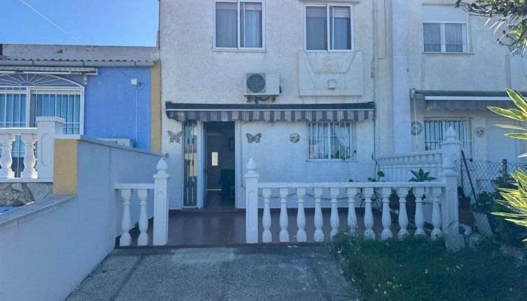 Jälleenmyynti - Erillistalo - Torrevieja - Los Balcones