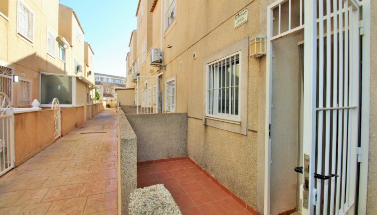 Resale - Semi-Detached - Playa Flamenca