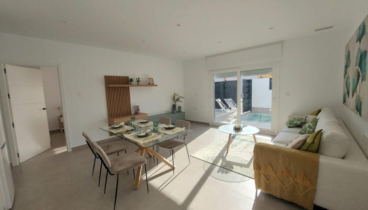 Uudistuotanto - Erillistalo - Torre Pacheco - Roldán