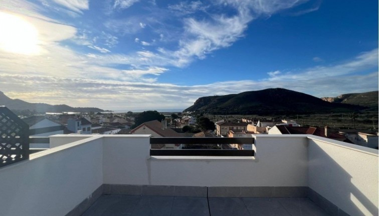 Uudistuotanto - Paritalo/Rivitalo - La Union - centro