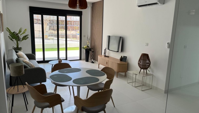 Jälleenmyynti - Asunto - San Miguel de Salinas