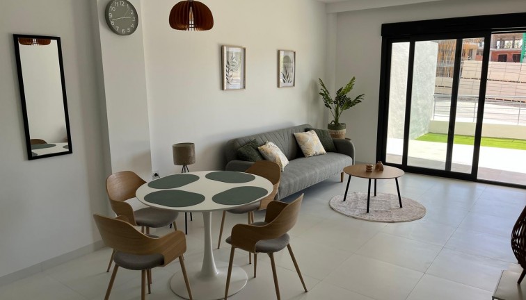 Jälleenmyynti - Asunto - San Miguel de Salinas