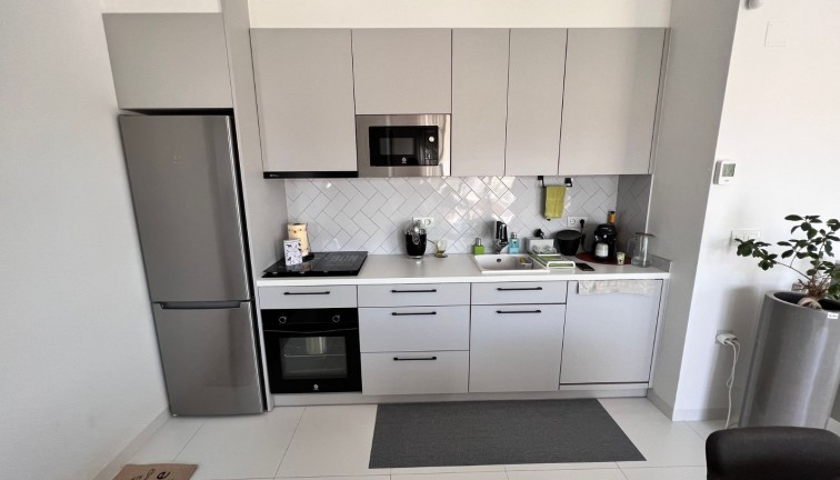 Reventa - Apartamento / piso - San Miguel de Salinas