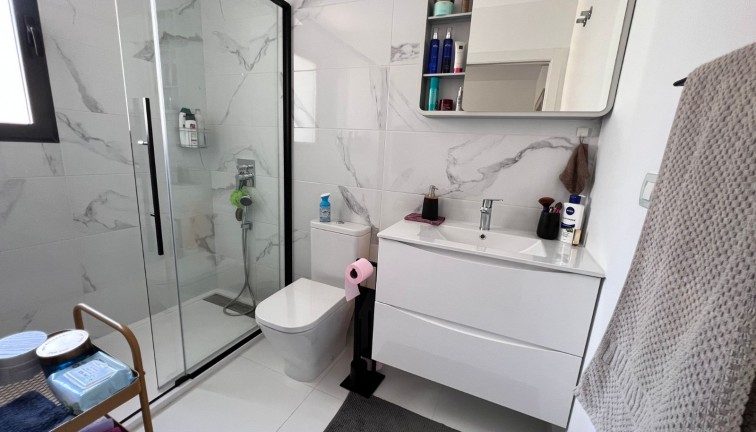 Reventa - Apartamento / piso - San Miguel de Salinas