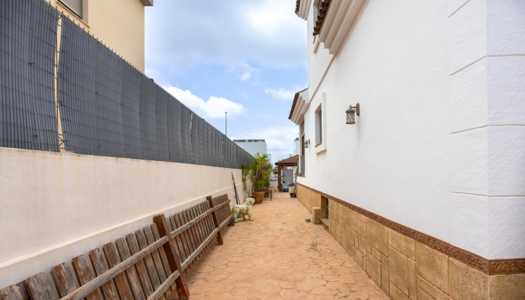 Resale - Chalet - Los Montesinos - LOS MONTESINOS